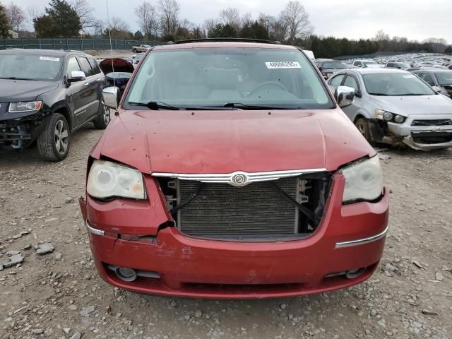 2008 Chrysler Town & Country Limited