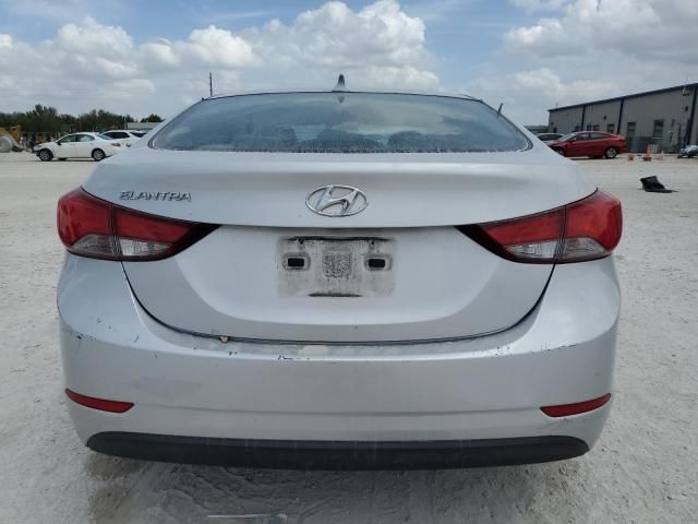 2015 Hyundai Elantra SE