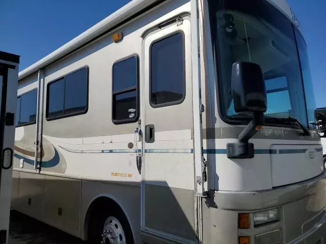 2000 Freightliner Chassis X Line Motor Home