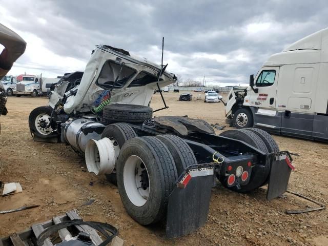 2023 Freightliner Cascadia Semi Truck