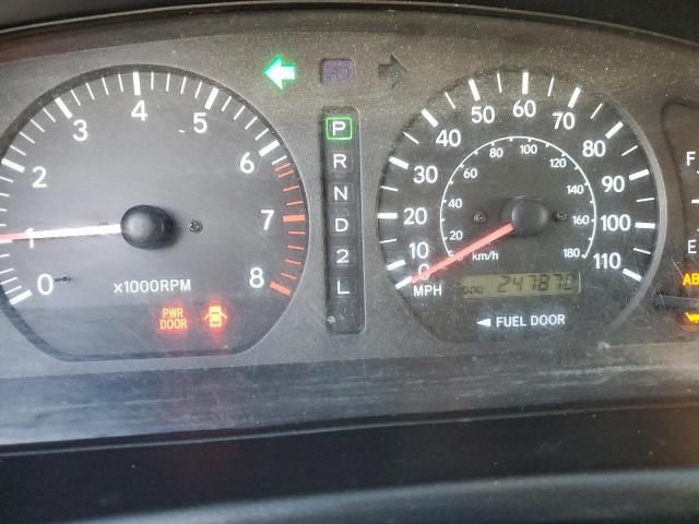 2000 Toyota Sienna LE