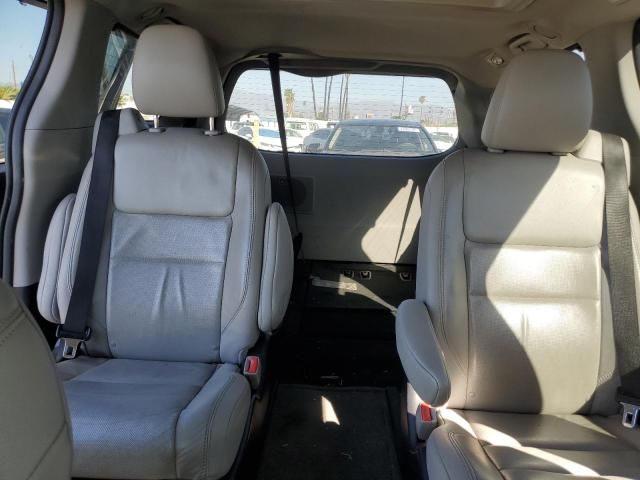 2015 Toyota Sienna XLE