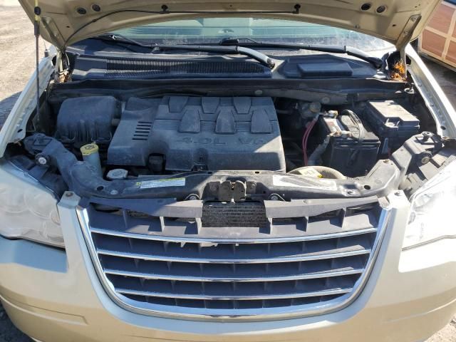 2010 Chrysler Town & Country Touring Plus