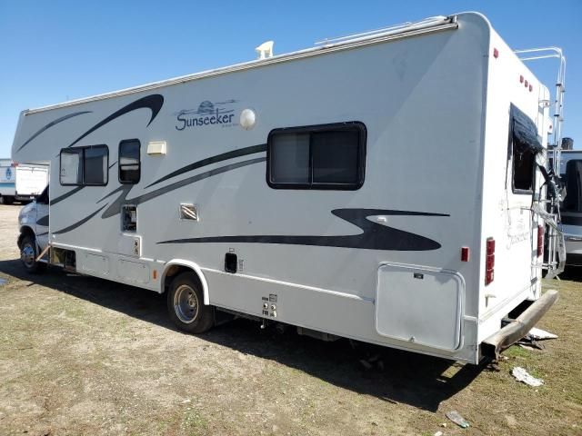 2005 Ford Econoline E450 Super Duty Cutaway Van