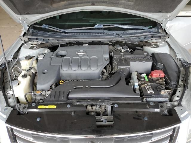 2010 Nissan Altima Base