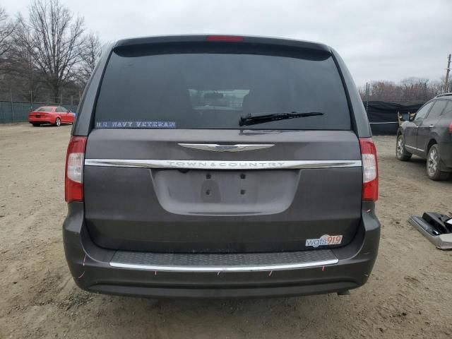 2016 Chrysler Town & Country Touring