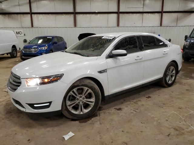 2017 Ford Taurus SEL