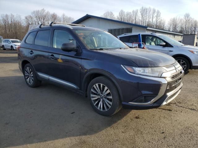 2019 Mitsubishi Outlander SE