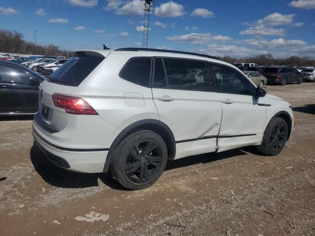 2023 Volkswagen Tiguan SE R-LINE Black