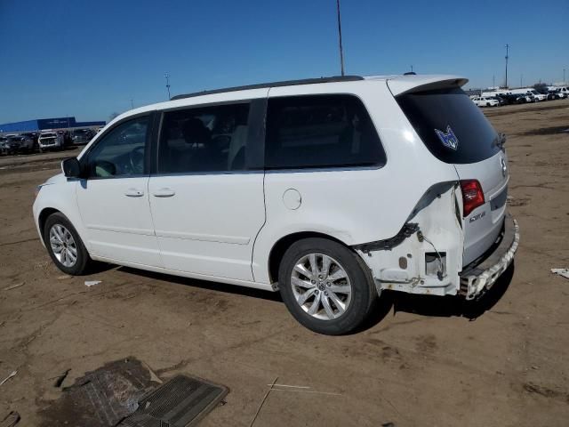 2013 Volkswagen Routan SE