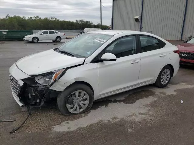 2019 Hyundai Accent SE