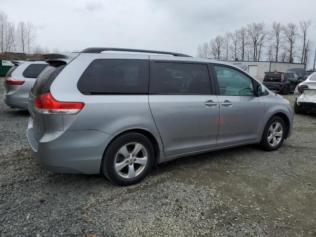 2011 Toyota Sienna LE