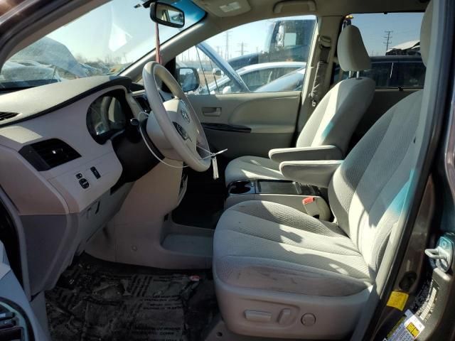 2011 Toyota Sienna LE