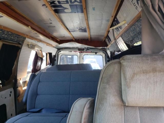 1997 Ford Econoline E150 Van