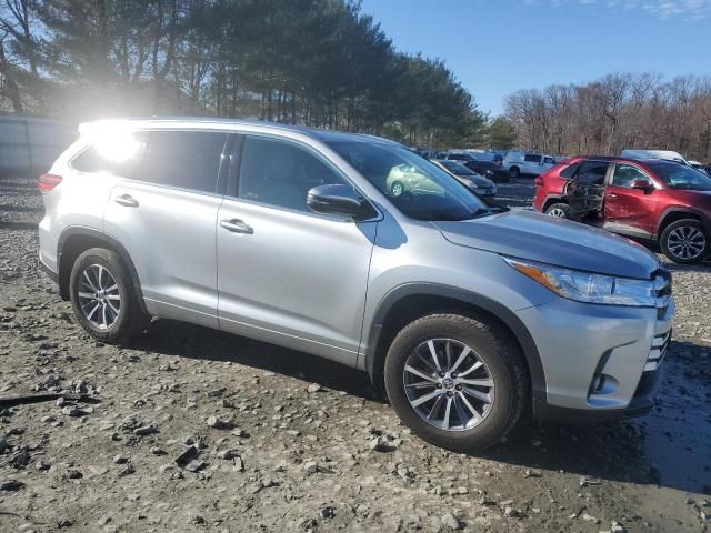 2018 Toyota Highlander SE