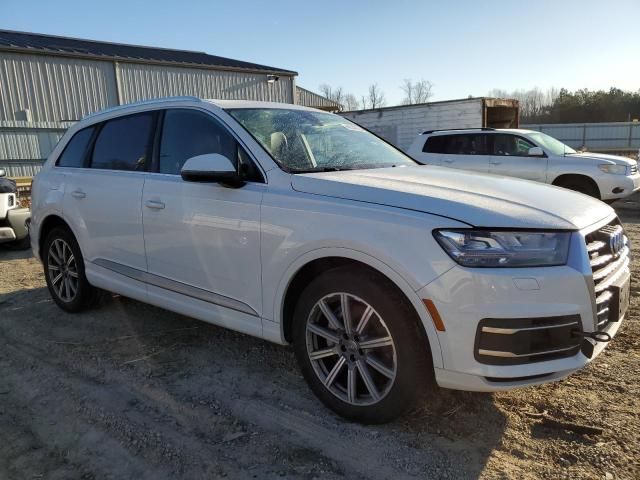 2019 Audi Q7 Premium Plus