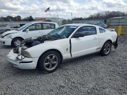 Carros salvage sin ofertas aún a la venta en subasta: 2006 Ford Mustang