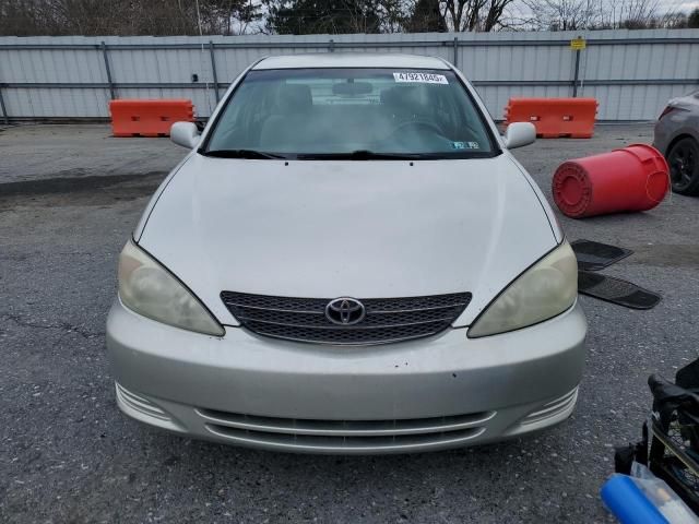 2004 Toyota Camry LE