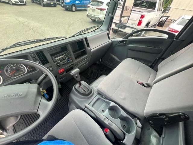 2019 Isuzu NRR