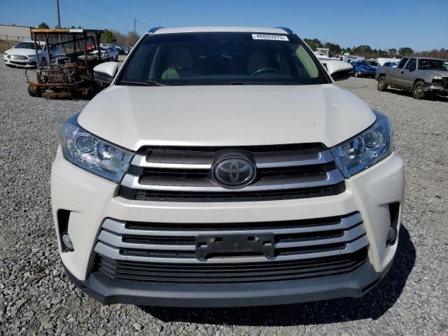 2018 Toyota Highlander SE