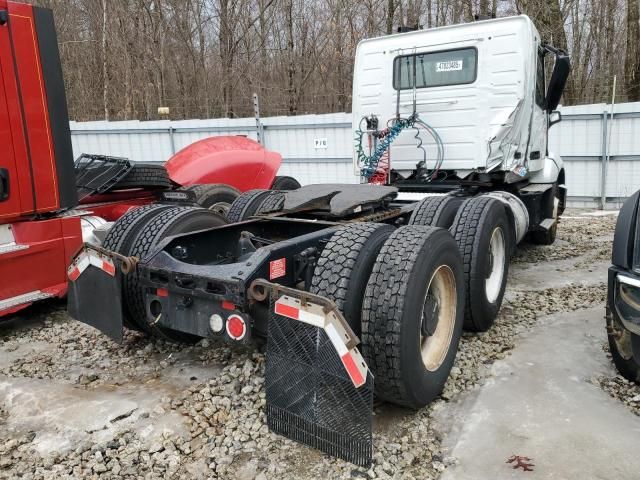 2020 Volvo VN Semi Truck