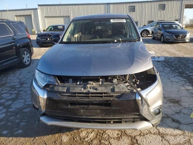 2016 Mitsubishi Outlander SE