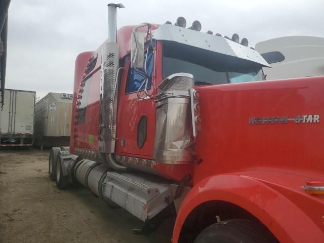 2006 Western Star 2006 Westenstar Conventional 4900 Semi Truck