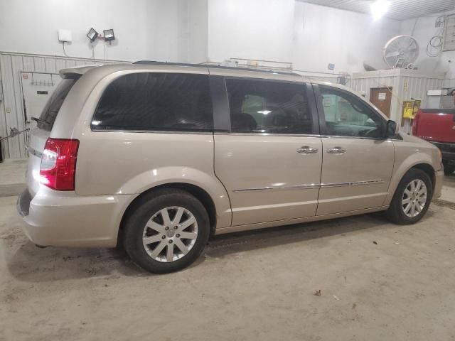 2015 Chrysler Town & Country Touring