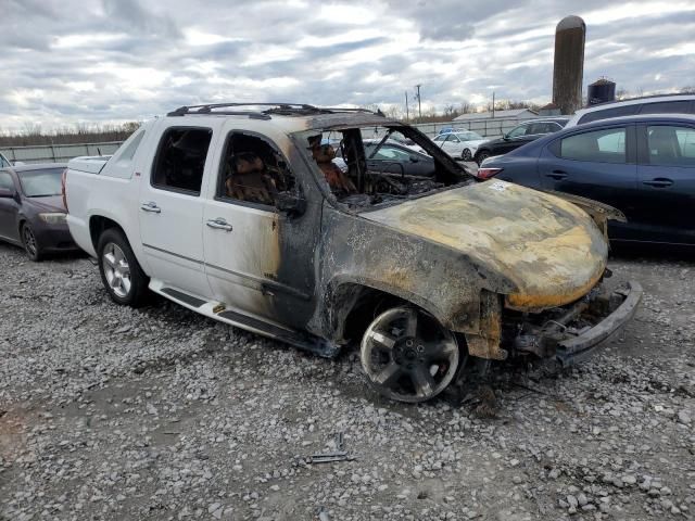 2011 Chevrolet Avalanche LTZ