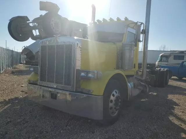 2006 Peterbilt 379 Semi Truck