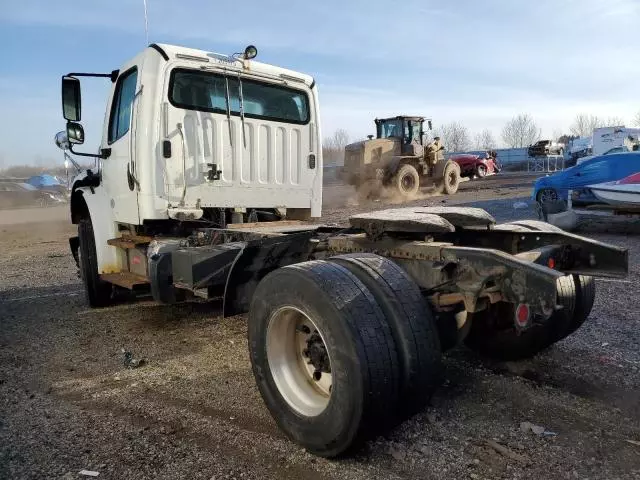 2018 Freightliner Business Class M2 Semi Truck