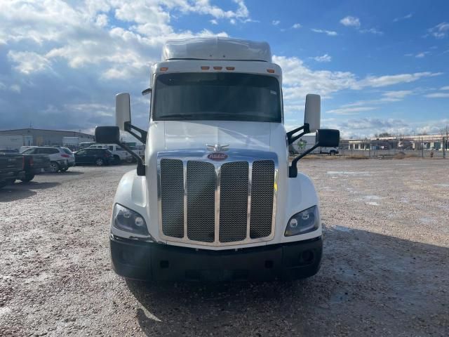 2018 Peterbilt 579