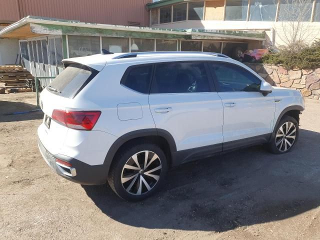 2024 Volkswagen Taos SE