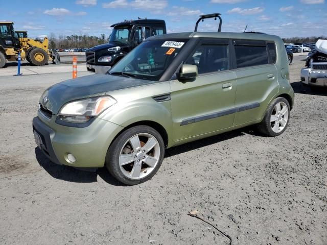 2010 KIA Soul +