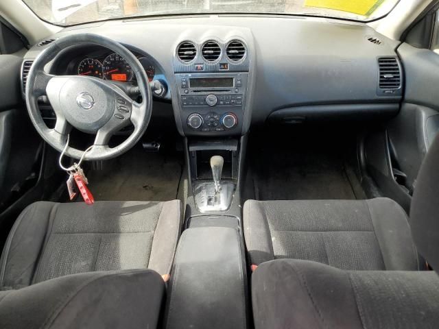 2011 Nissan Altima Base