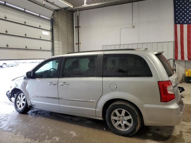 2012 Chrysler Town & Country Touring L