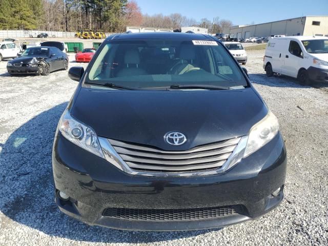 2014 Toyota Sienna XLE