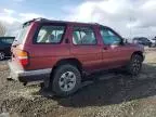 1998 Nissan Pathfinder LE