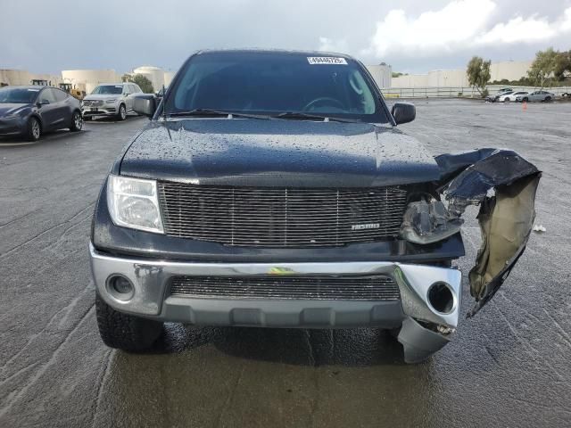 2005 Nissan Frontier Crew Cab LE