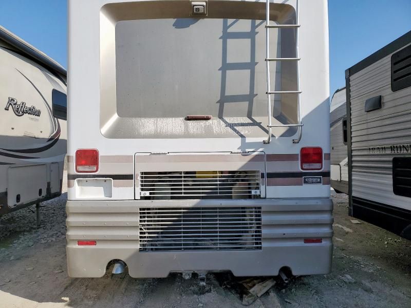 1999 Freightliner Chassis X Line Motor Home