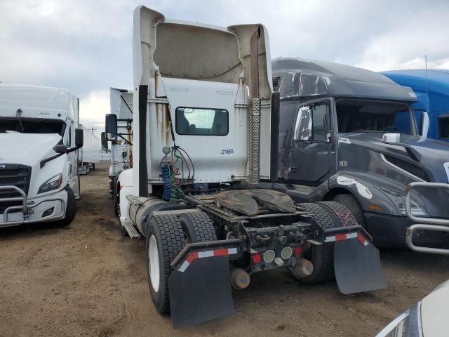 2012 Kenworth T660 Semi Truck