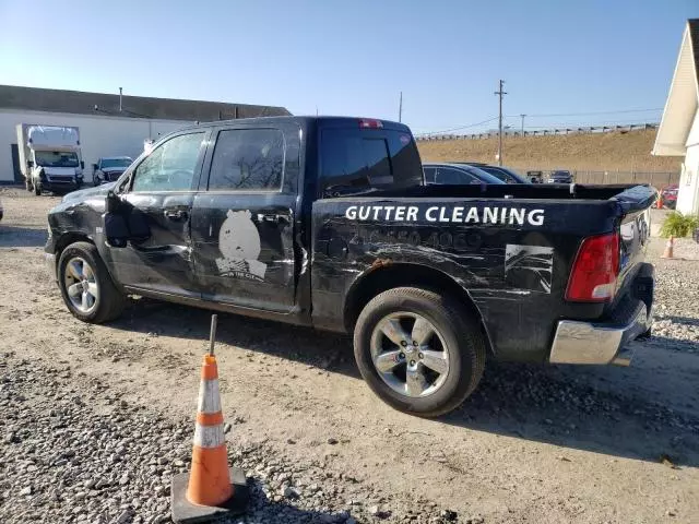 2015 Dodge RAM 1500 SLT