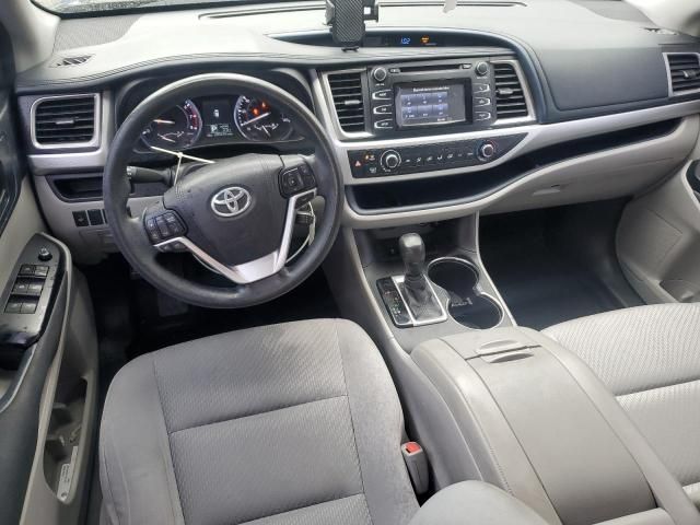 2015 Toyota Highlander LE