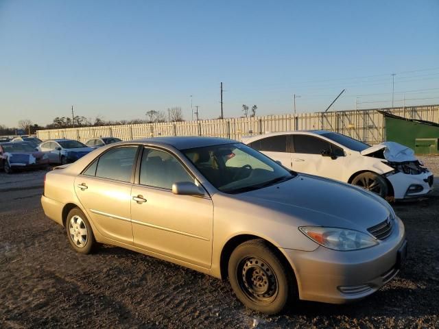 2004 Toyota Camry LE