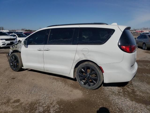 2020 Chrysler Pacifica Touring L Plus