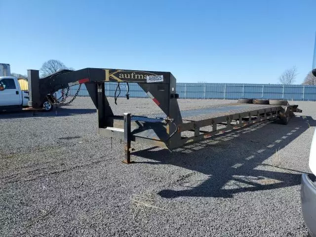 2019 Kaufman Equipment Trailer