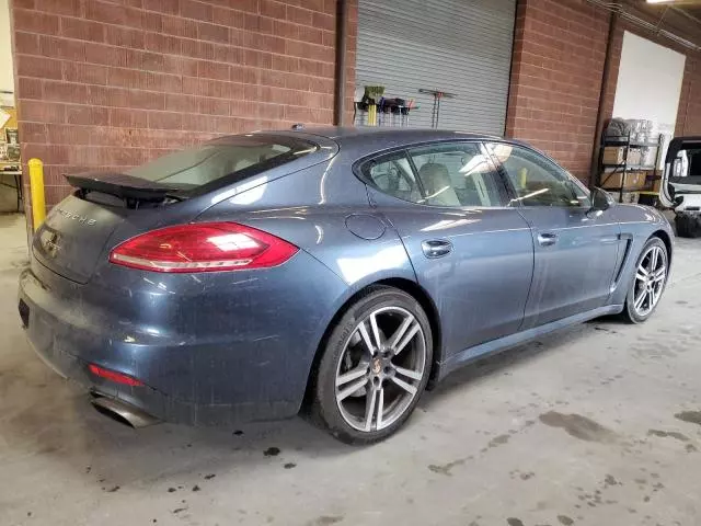 2014 Porsche Panamera 2