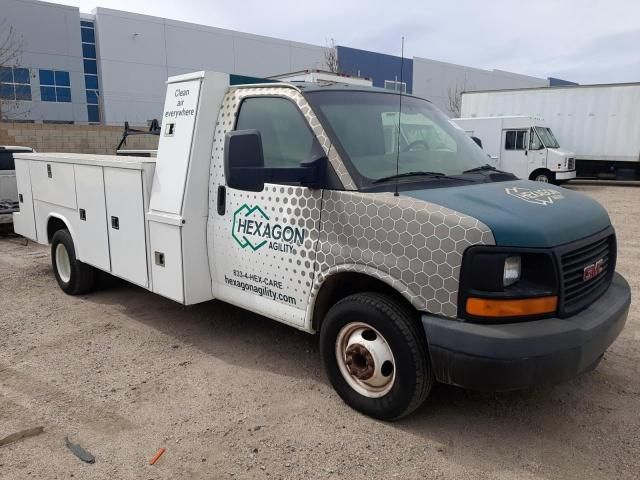 2010 GMC Savana Cutaway G4500