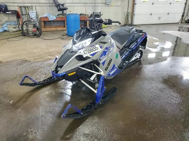 2018 Yamaha Sidewinder