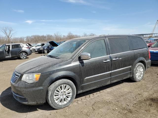 2013 Chrysler Town & Country Limited